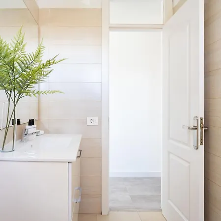 公寓 Home2book Dream Haven Pool&terrace 阿德耶