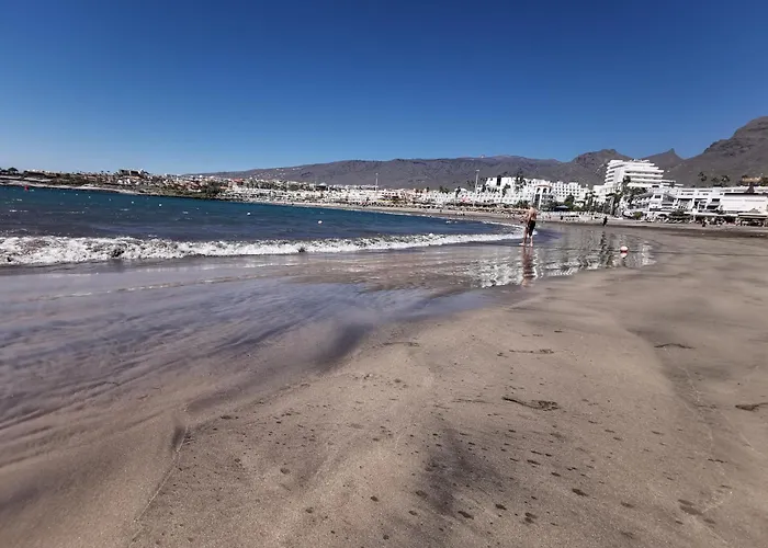 Home2book Dream Haven Pool&terrace * アデヘ